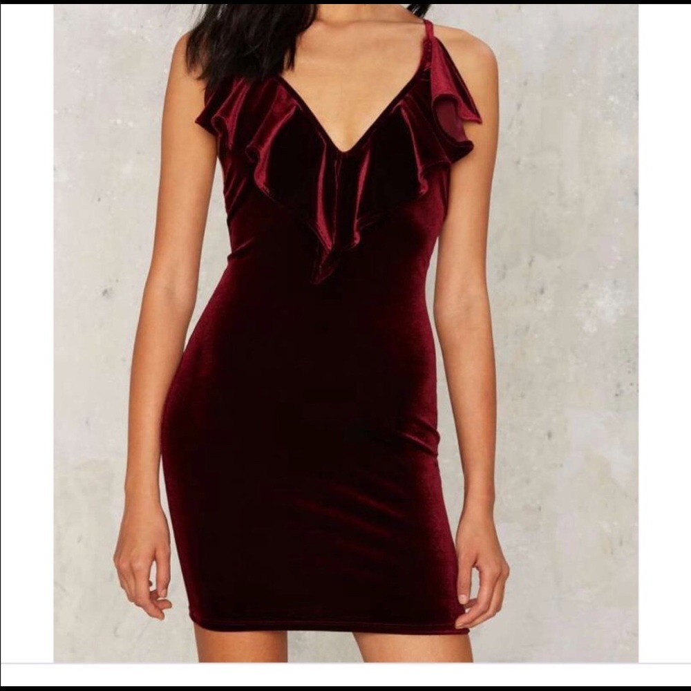 SOLD🎆NWT Nasty Gal red velvet mini dress